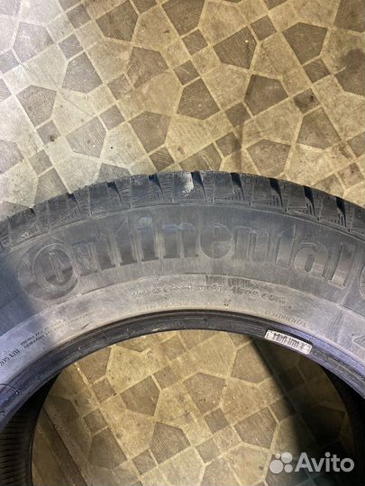 Continental Conti4x4IceContact 235/65 R17