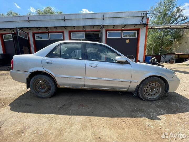 В разборе Mazda Protege