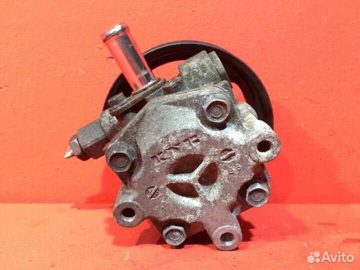 Насос гура для Dodge Caliber ECN, 2.0 (Б/У)