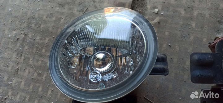 Противотуманки передние Nissan Cube z11