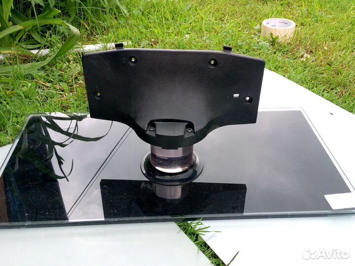 Ножка для телевизора BN96-16771A tv Samsung
