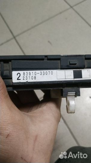 Часы Toyota Camry V30 2001-2006