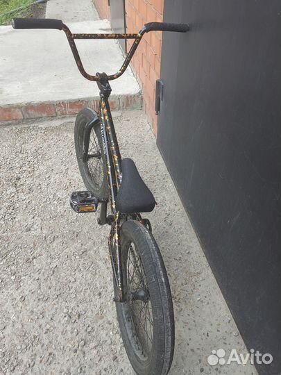 Трюковой велосипед bmx