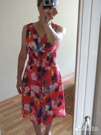 Новое. Платье летнее элегантное р.40-44
