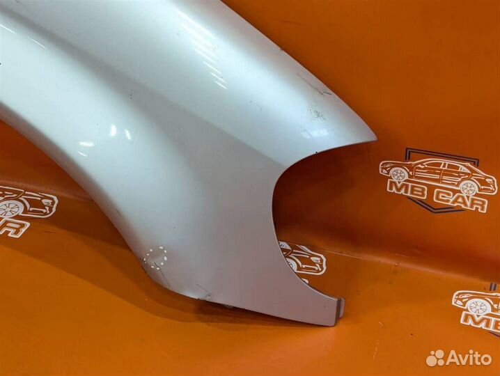 Крыло переднее правое w163 ML-class 112.942