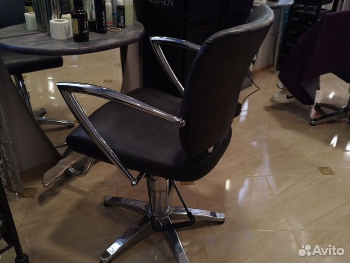 Парикмахерское оборудование б/у