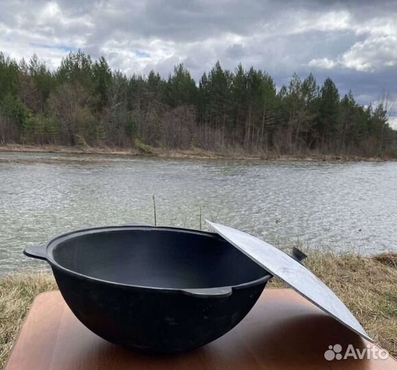 Казан чугунный с печкой