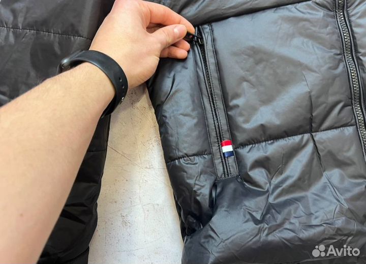 Легкие куртки Tommy Hilfinger эргономичные