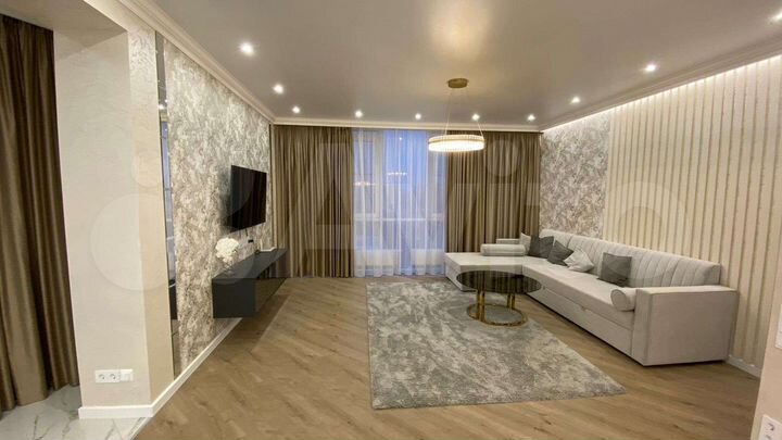 3-к. квартира, 150 м², 12/20 эт.