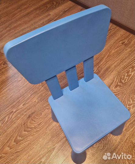 Столик и стульчик IKEA