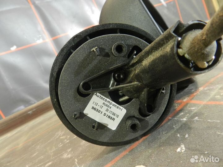 Зеркало переднее правое - renault Duster