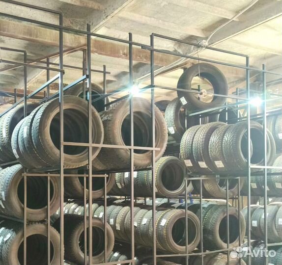 Bridgestone Blizzak VRX 225/60 R16 98R