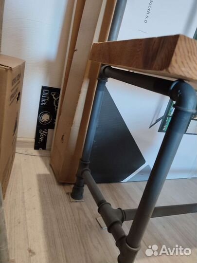 Ретро лофт вешалка трубы дерево