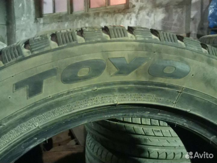 Toyo Observe G3-Ice 255/55 R18