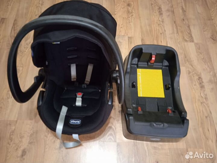 Автокресло (Автолюлька) Chicco