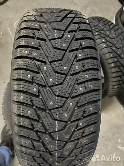 Hankook Winter I'Pike RS2 W429 215/50 R17 95T