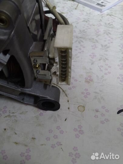 Двигататель стиральной машины