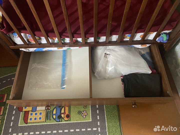 Детская кроватка с ящиком