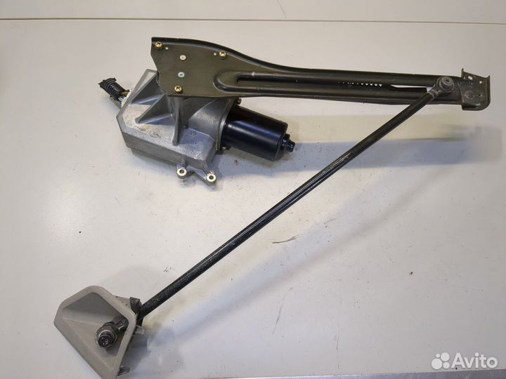 Электропривод крышки багажника Infiniti QX56, 2004