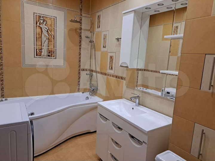 3-к. квартира, 80 м², 8/22 эт.