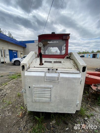 Мини-погрузчик Уралвагонзавод ПУМ-800, 2004