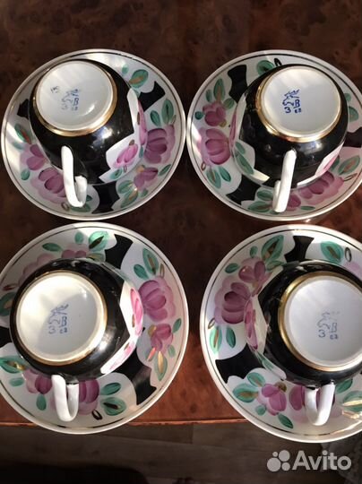 Чайнаые пары и сахарница