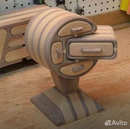 Тумбы прикроватнаые массив