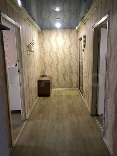 3-к. квартира, 64 м², 1/2 эт.