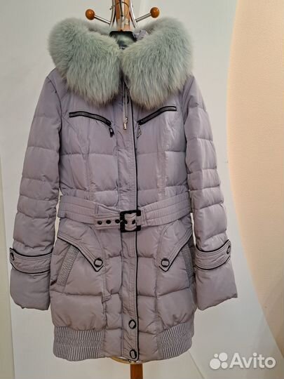 Женский пуховик, мех натуральный