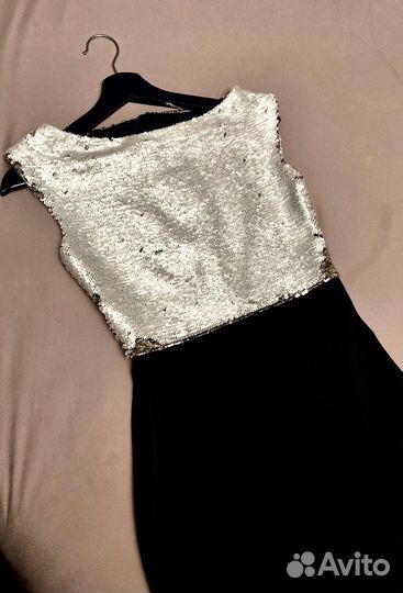 Вечернее платье с пайетками в пол