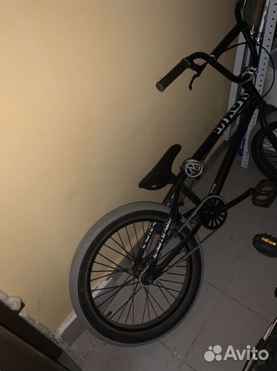 Трюковой велосипед BMX