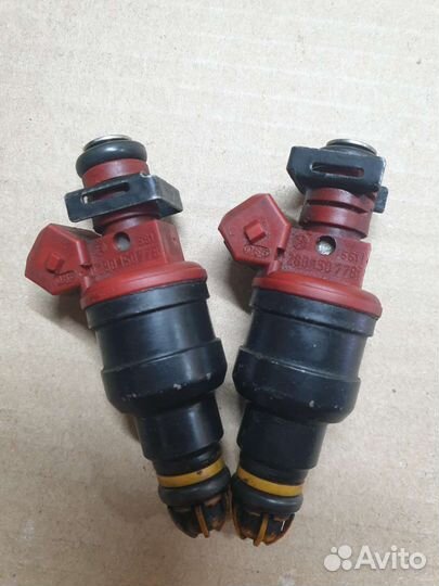 Форсунка топливная BMW 5 E39 пара