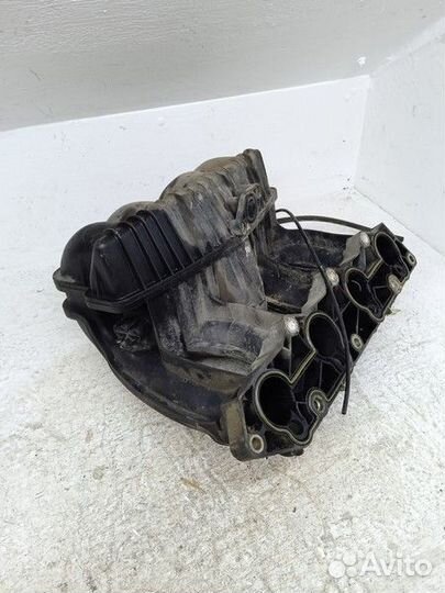 Впускной коллектор A1111402201