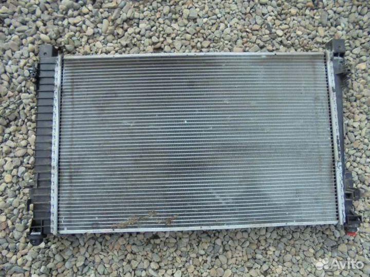 Радиатор Mercedes-Benz C180 W203 271.946 M271 KE18