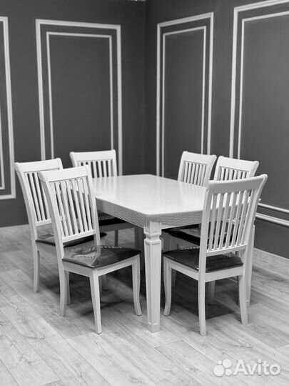 Стол в наличии