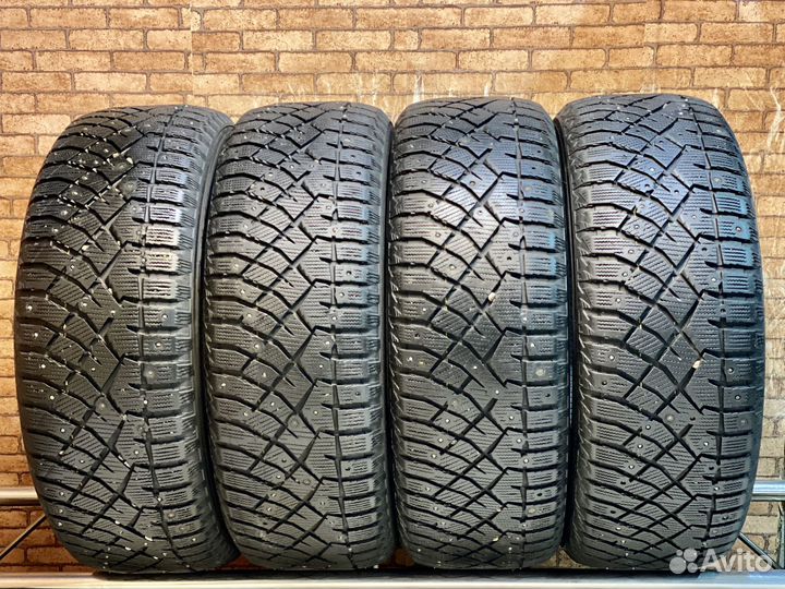 Nitto Therma Spike 235/55 R19