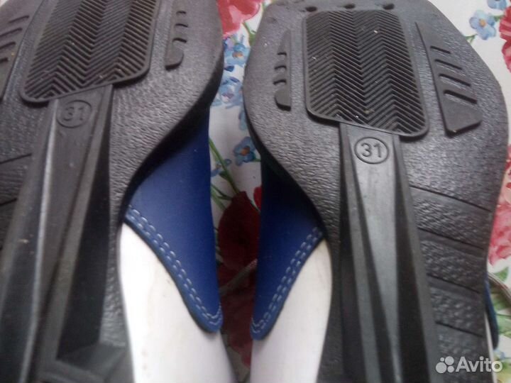 Лыжные ботинки