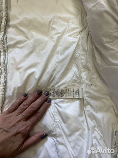 Пальто moncler белое