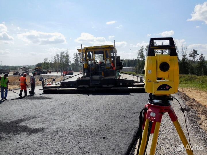 Система нивелирования Leica iCON 3D на асфальтоукл