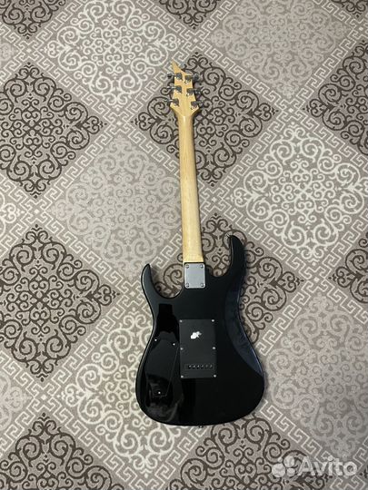 Электрогитара