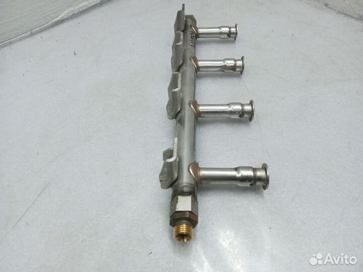 Рампа топливная skoda rapid