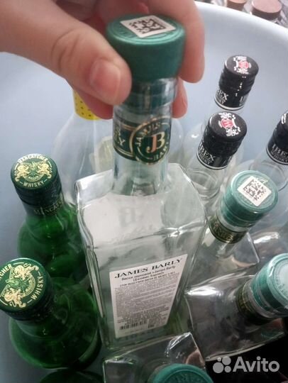 Продам много бутылок
