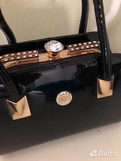 Сумка женская черная лаковая