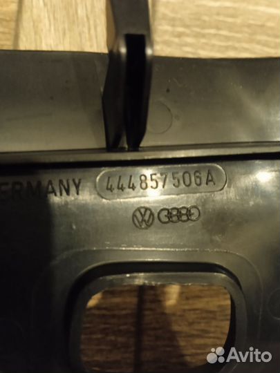 Накладка внутренняя бокового зеркала Audi 100 C3