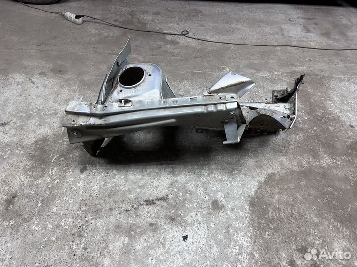 Продам четверть лада калина 2017 года