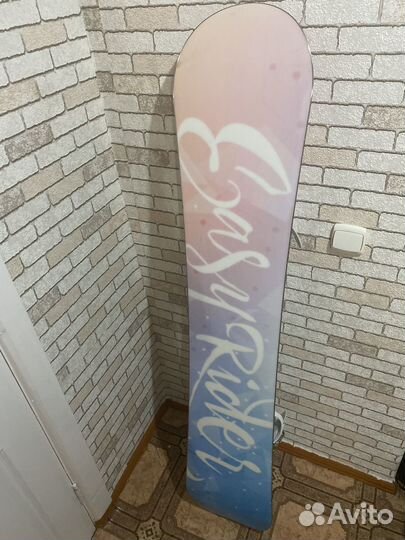 Сноуборд с креплениями