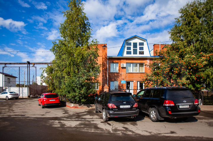 Офис на 2 этаже с мебелью, 12.5 м²