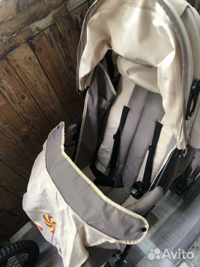 Прогулочная коляска