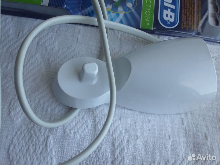 Электрическая зубная щётка Braun Oral-B