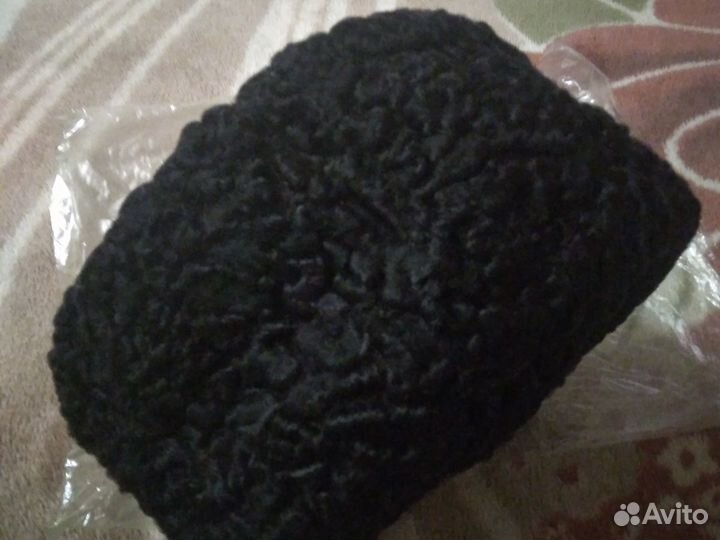 Шапка женская каракуль